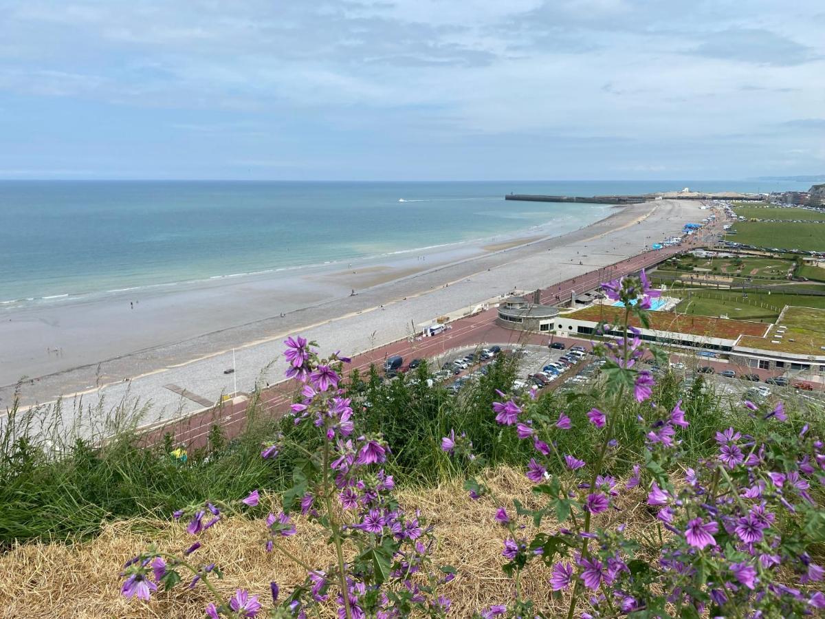 El Arco Iris Entre Port Et Plage Dieppe Eksteriør billede